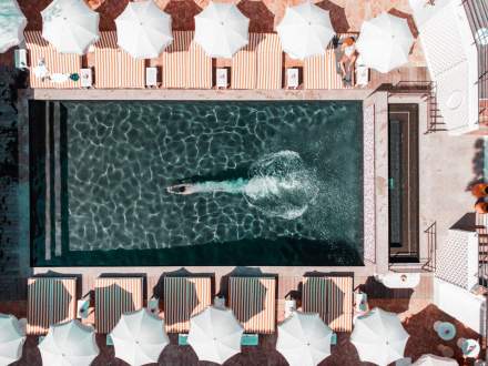 Hotel des Lices | Extérieur | Piscine